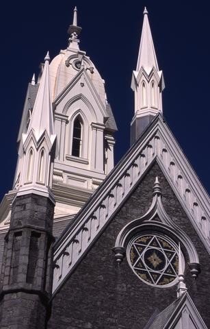 Church with Star of David480