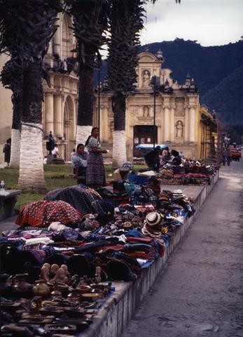 Guatemala Tourist Market480