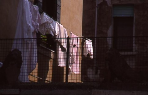 Venice Clothesline309